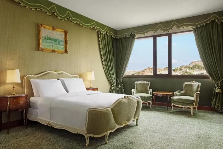 Double Suite