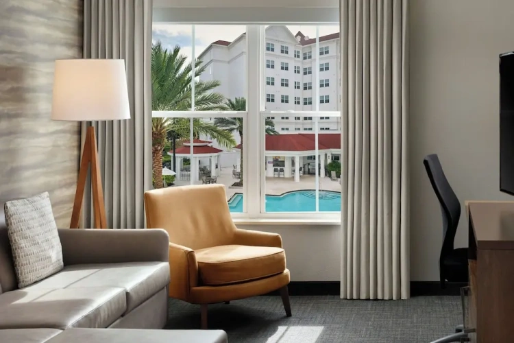 1 Bedroom Suite