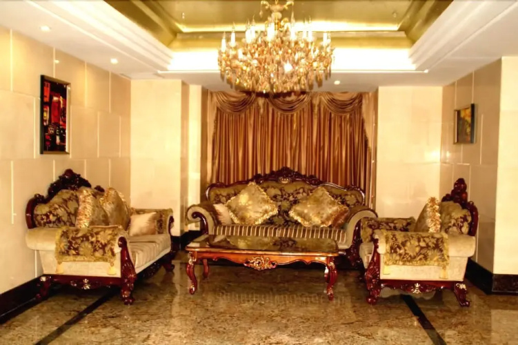 Qinghai Tonghang Hotel(西宁青海通航大酒店( 城南会展中心店))