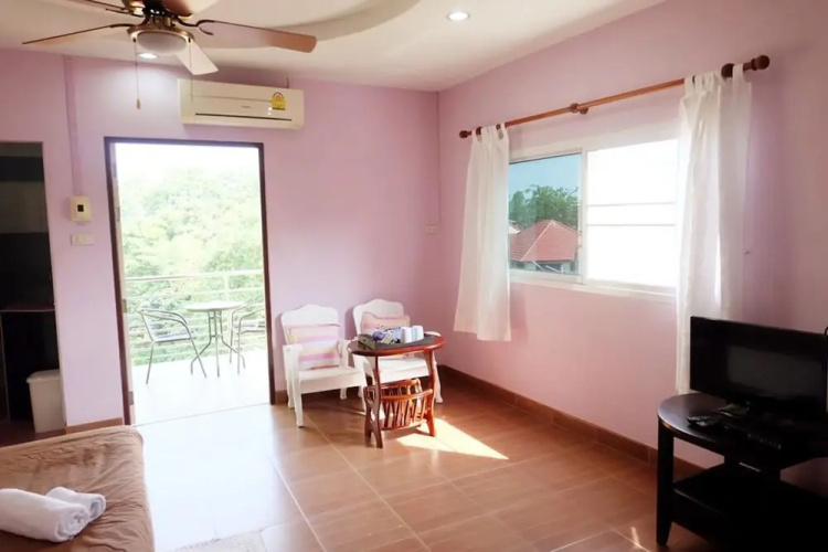 Green House at Trang Guesthouse