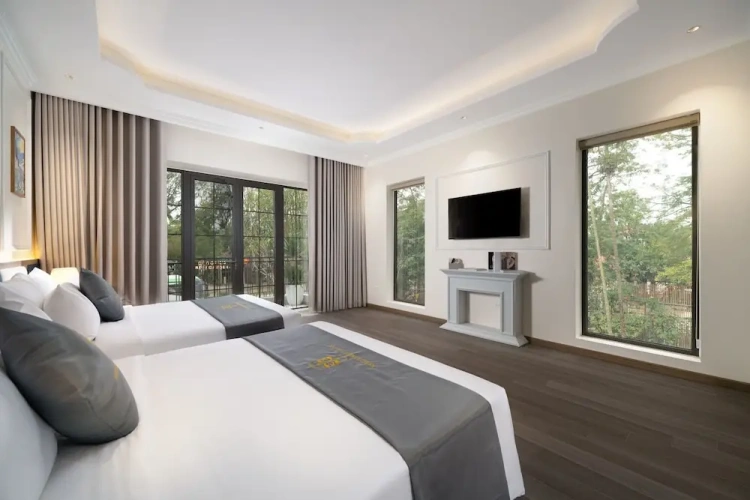 Standard Family room