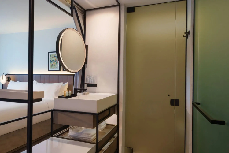 Renaissance New York Flushing Hotel at Tangram