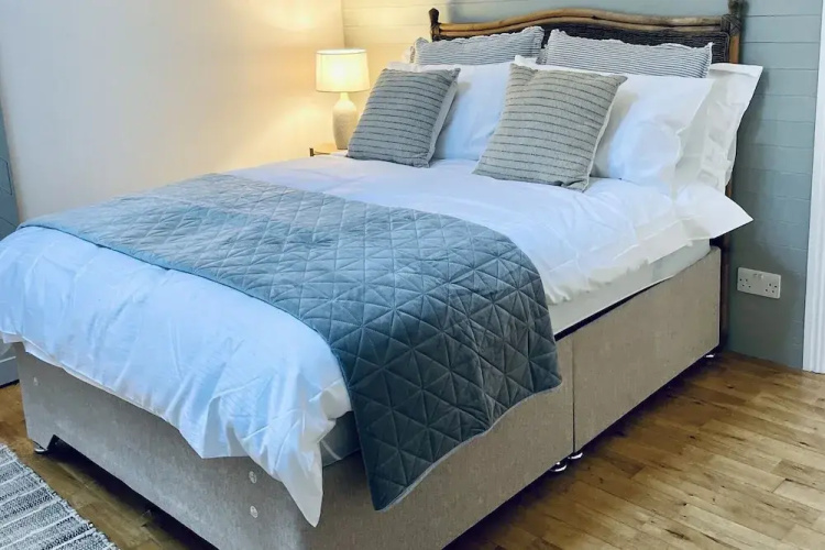 Wavecrest Holiday Cottage