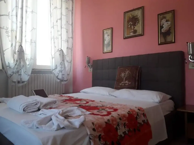 Classic Quadruple room