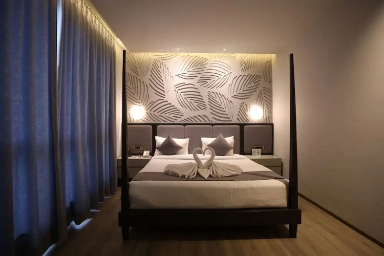 Economy room