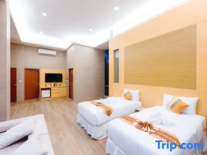 Deluxe Triple room
