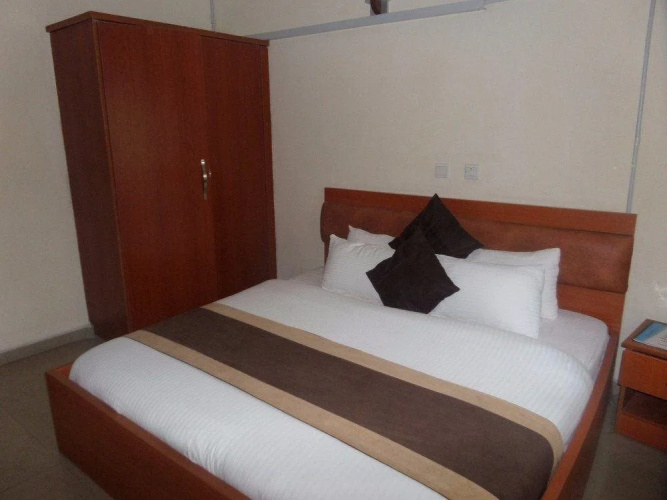 Ralmeton Hotel