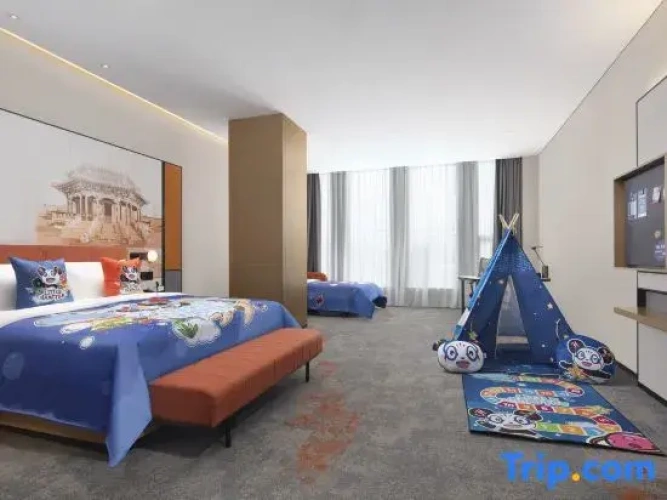 Deluxe Double Family room with city view