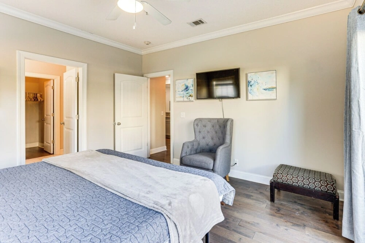 Guest rooms