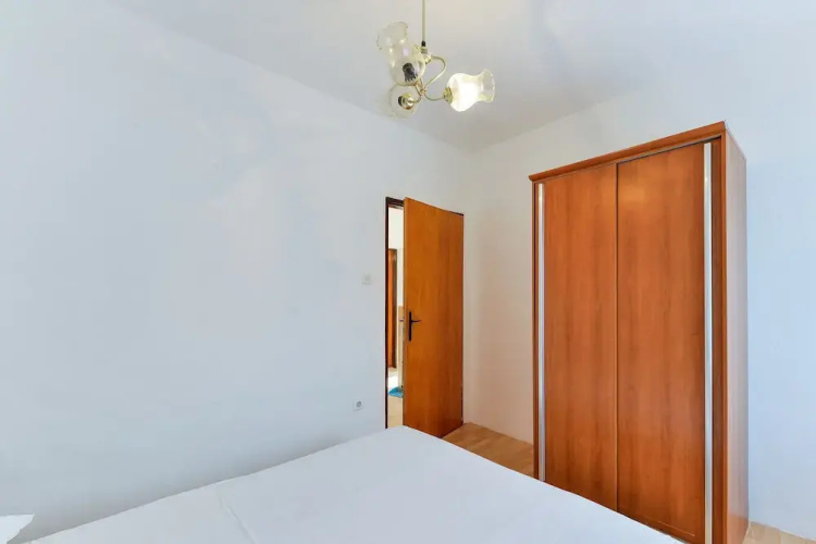 Apartment Basic Mario