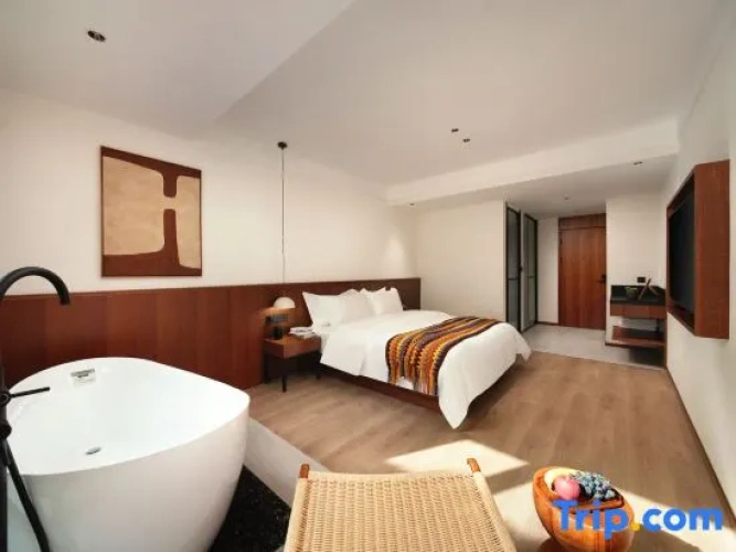 Standard Double room with garden view