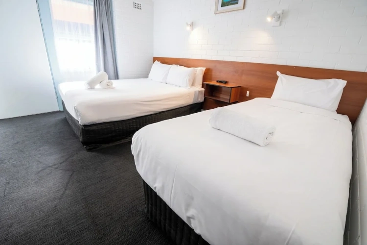 Standard Double room with pool view
