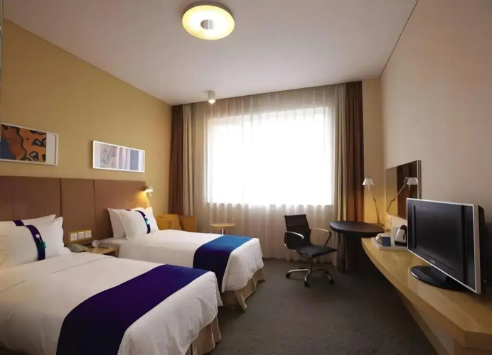Holiday Inn Express Shaoxing Paojiang by IHG