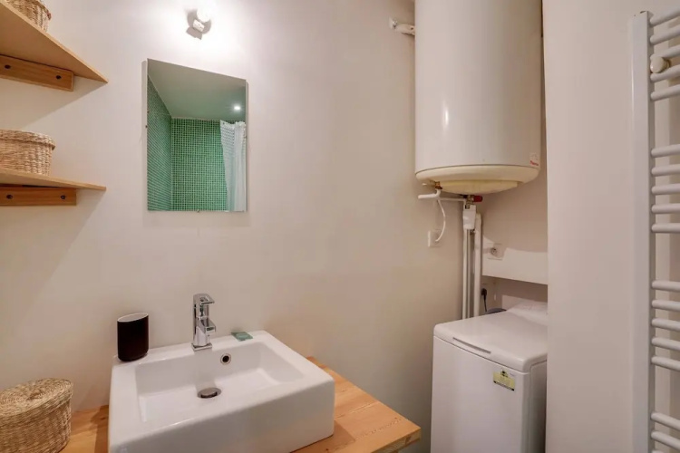 Loft-style Apartment in the 3rd District
