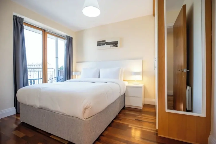 1 Bedroom Deluxe Apartment