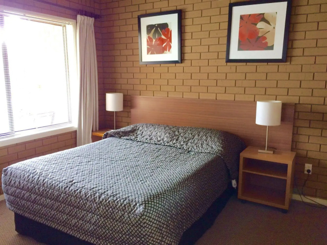Parkview Motor Inn