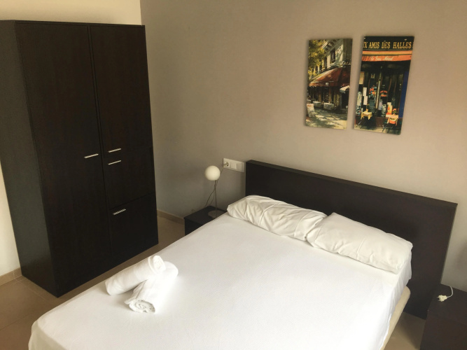 Agora Apartamentos La Volta