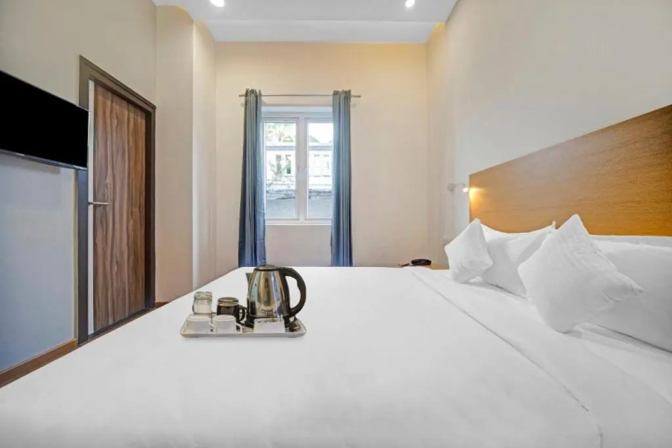 UPAR Hotels T Nagar