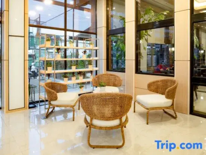 The Isabelle Hotel