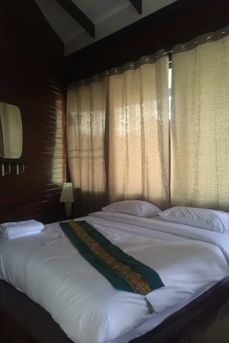 4 Bedrooms Family Cottage