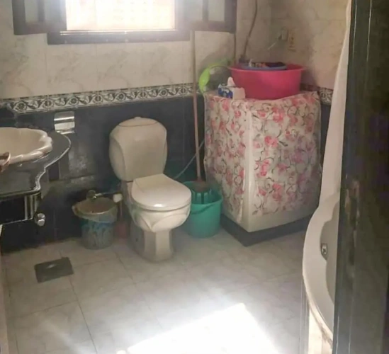 3 Bedrooms Apartment