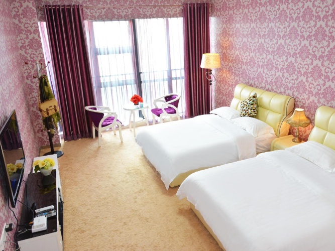 Premier Twin Apartment