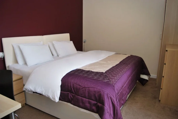 1 Bedroom Bungalow