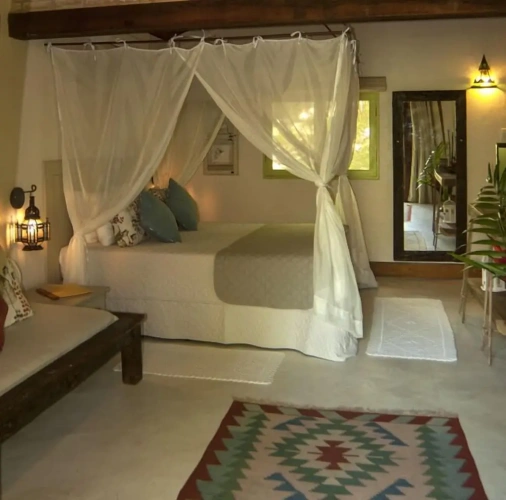 Bungalow with balcony