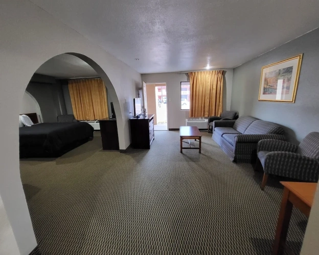 Deluxe Suite