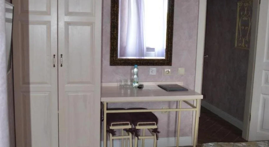 Hotel Ekvator