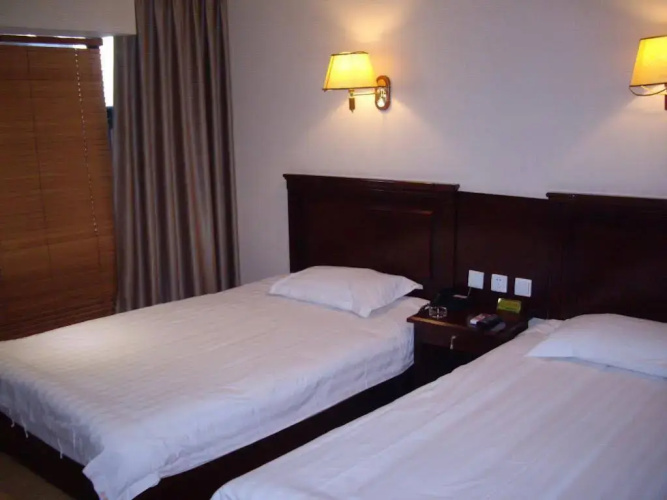 Chaoxin Shenglin Holiday Hotel