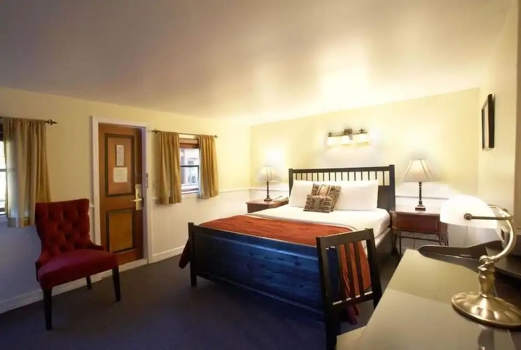 Deluxe room with river view