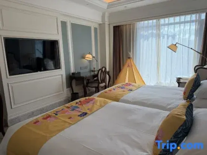 Standard Twin Family room