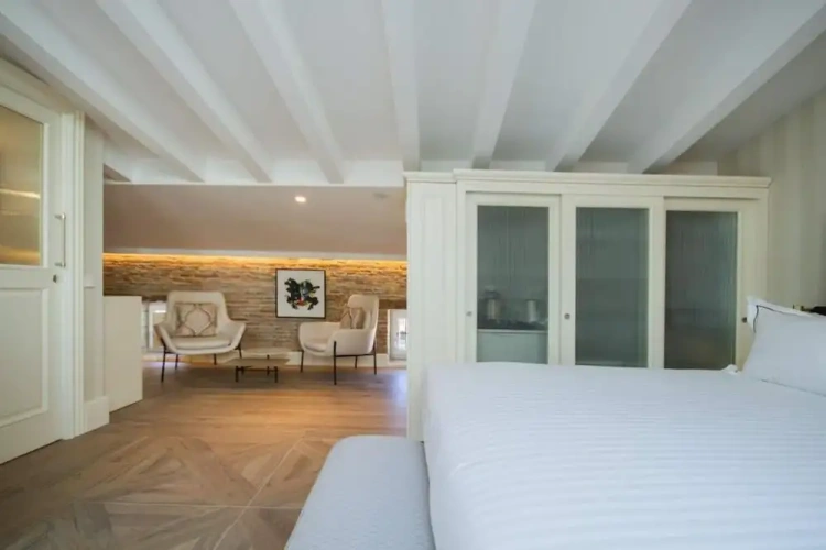 Small Double room