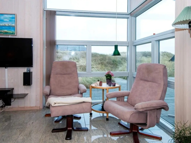 5 Star Holiday Home in Henne