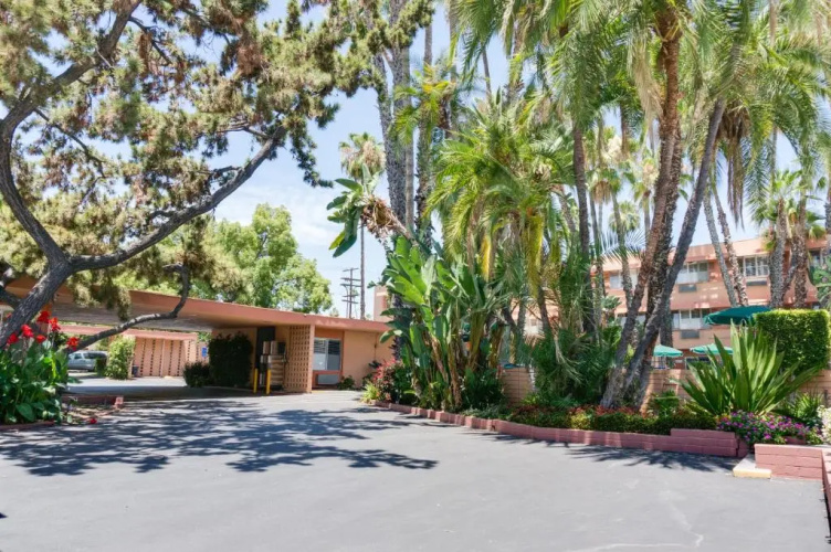 The Saga Motor Hotel