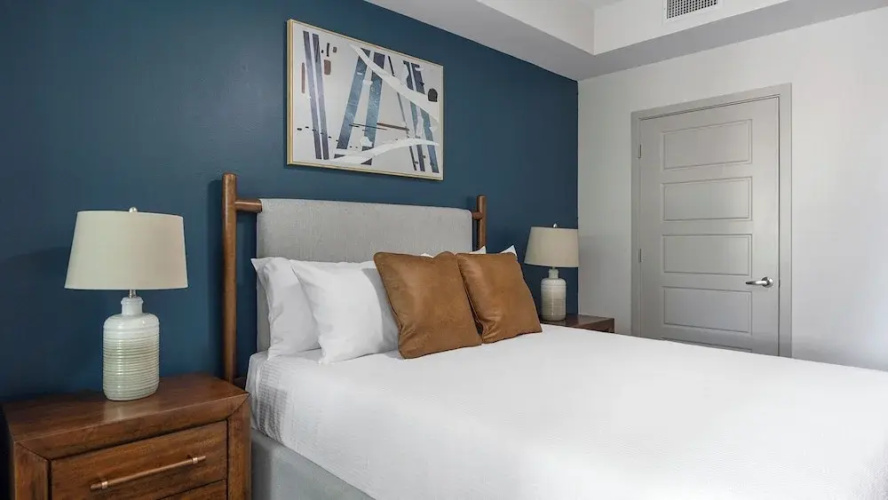 Biltmore Apartments By Landing