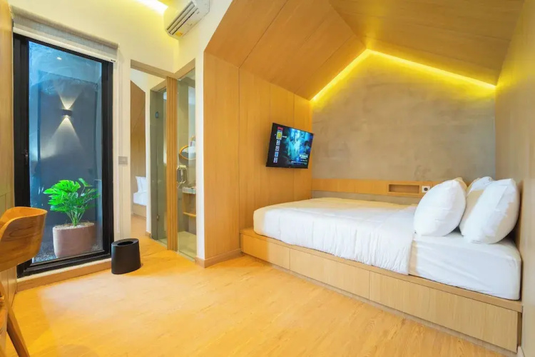 Keenan Living Luxe Seturan
