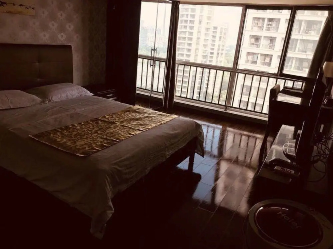 He Yue Hotel
