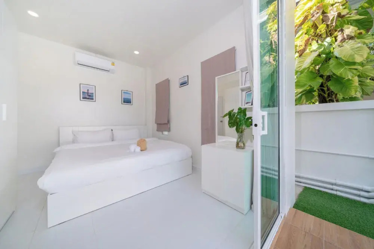 Beachfront 2BR Pool Villa DelMar Kamala