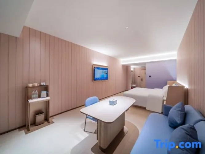 Standard Double room with river view