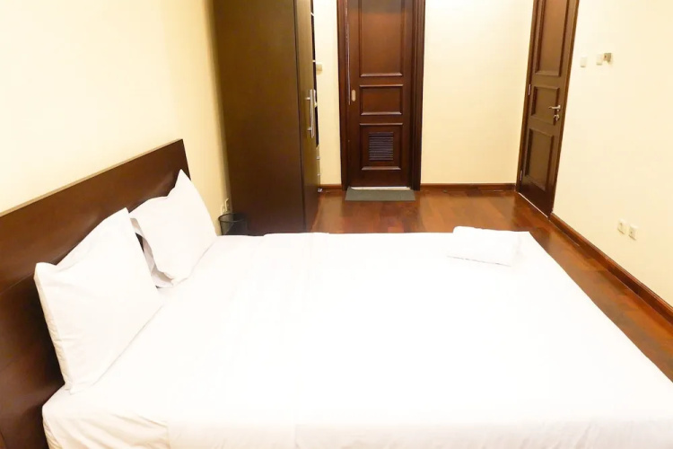 Homey The Bellezza Apartment