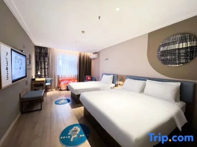 Standard Twin Family room