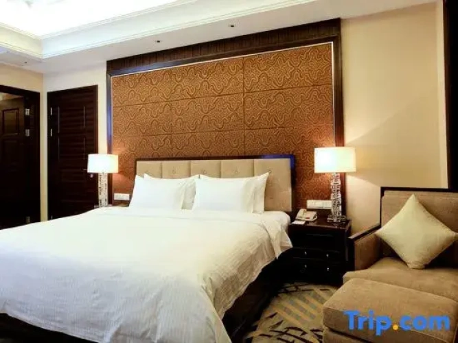 Deluxe Double Suite