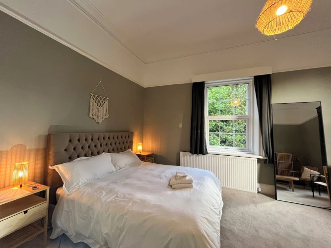 Mossley Hill Retreat