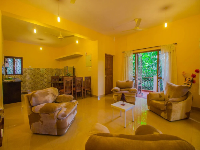 OYO 12998 Home Modern 2BHK Merces