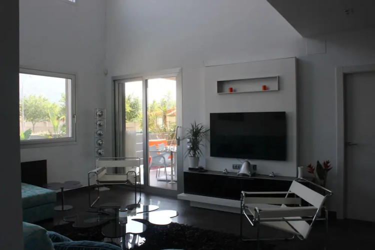 073 Villa Vergel