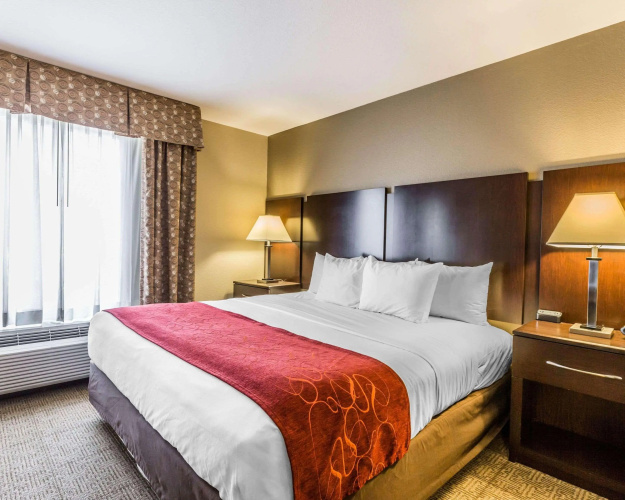 Comfort Suites Commerce