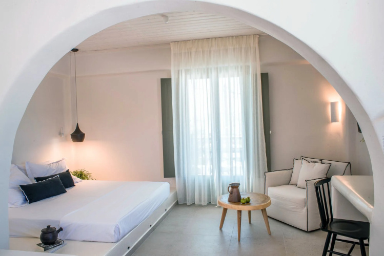 Melidron Hotel & Suites
