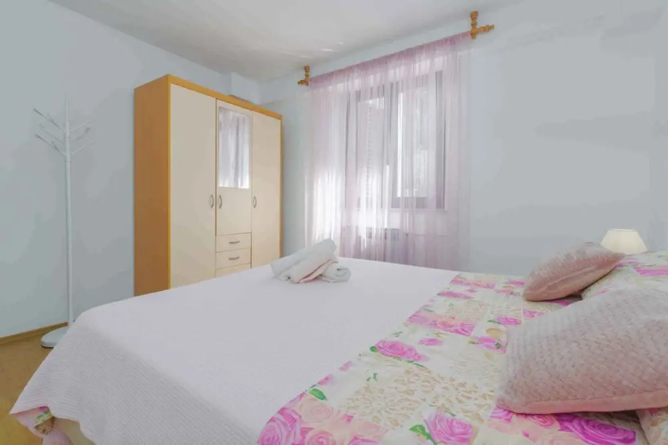Ferienwohnung mit Wlan und Schöner Terrasse